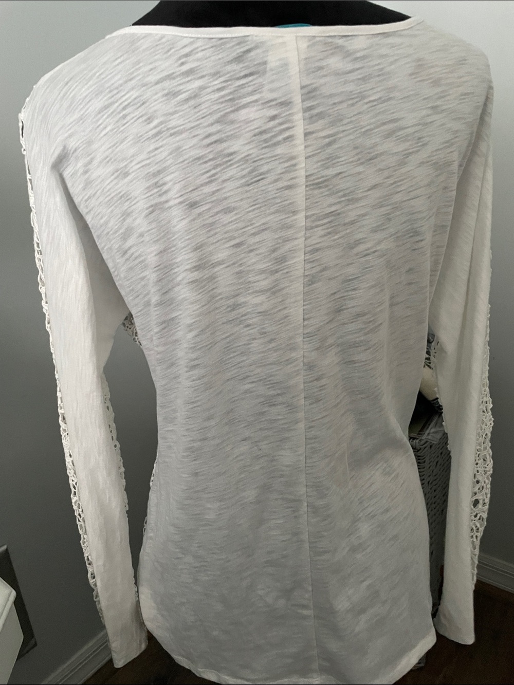 Sundance Ivory Crochet-Panel Long Sleeve Tee - Picture 4 of 7